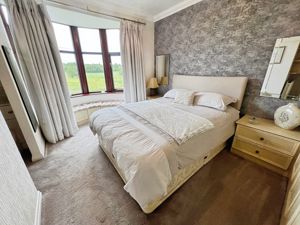 Master bedroom- click for photo gallery